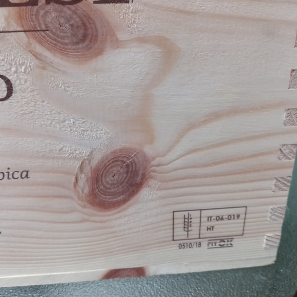 ⭐SOLD⭐Vintage Avignonesi wooden  wine crate - Picture 4 of 16